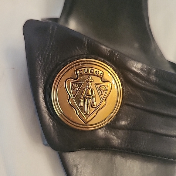 Gucci Black Leather Slide Sandals with Gold Medallion - Picture 8 of 11